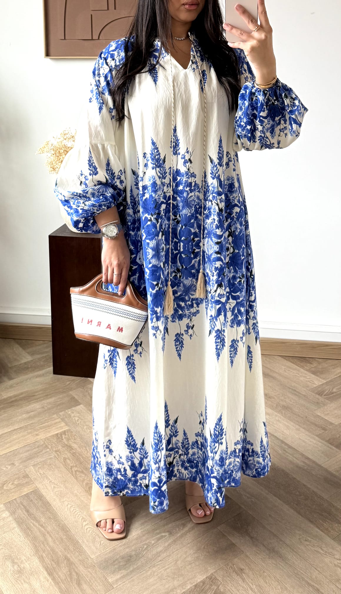 Marokkanisches Alltagskleid  blau-Blumenmuster - Detailansicht Ornamente